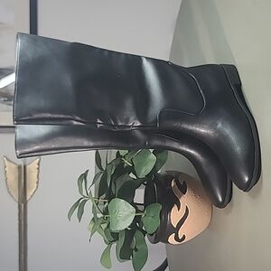 Sonoma Wide Calf Inglles Side Zip Black Boots